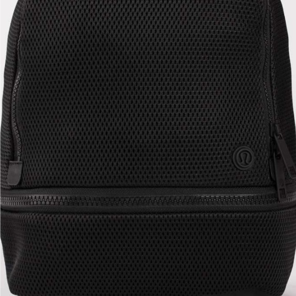 Lululemon backpack go lightly 26L rucksack messy - Picture 3 of 16